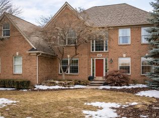 42680 Chippewa Dr #28, Clinton Township, MI 48038