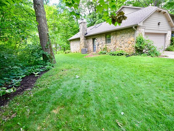 2nd image of 578 Century Oaks Dr