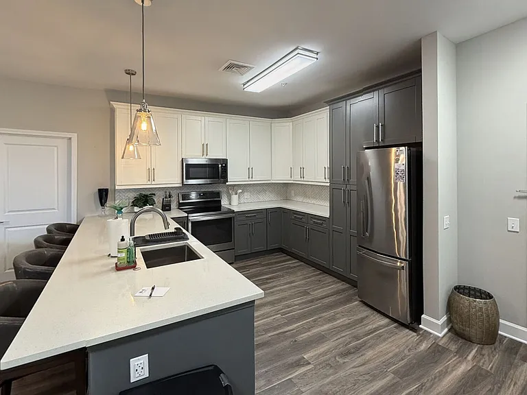 Residences at The Promenade — Photo 133