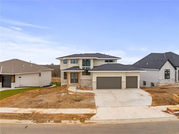 14187 S Houston St, Olathe, KS 66061