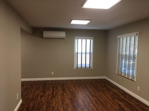 3rd image of 1760-1762 Oliver Ave #1760