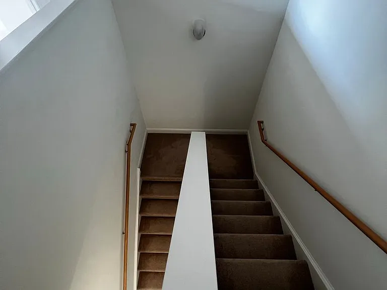 147 Bayberry Cir — Photo 8