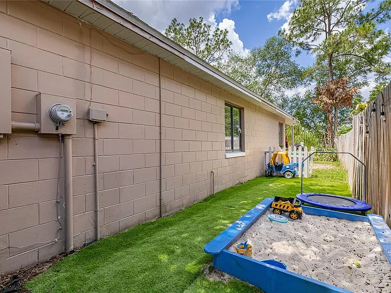 6613 Chantry St — Photo 27