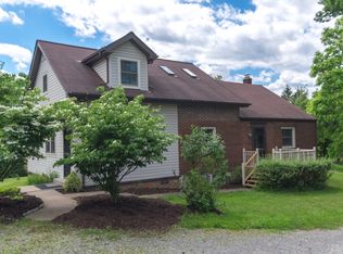 332 Weber Rd, Sewickley, PA 15143