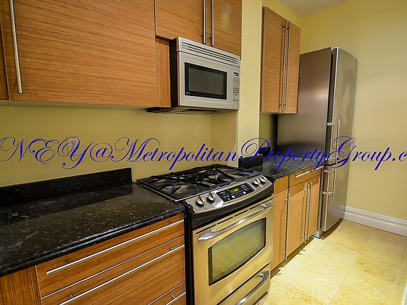 2nd image of 154 W 70th St #3NJN