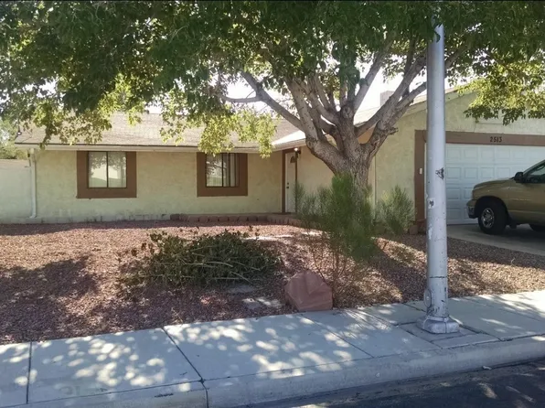2513 Seabiscuit St, Las Vegas, NV 89108