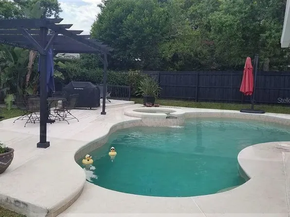 730 Crestview Dr, Orange City, FL 32763