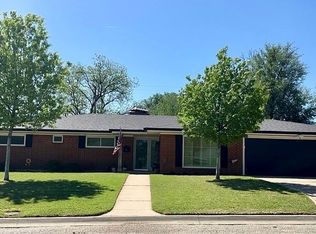 1306 Avondale St, Sweetwater, TX 79556