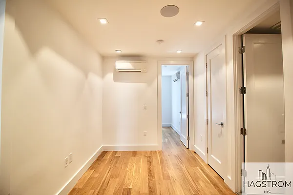 Rented by Hagstrom Management Inc | media 11