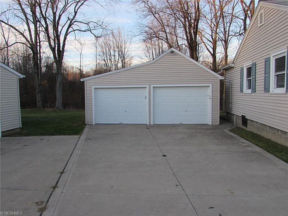 4th image of 41398 Beechwood Dr