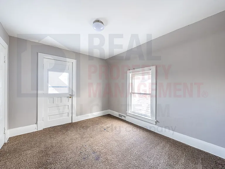8107 Goodman Ave — Photo 8