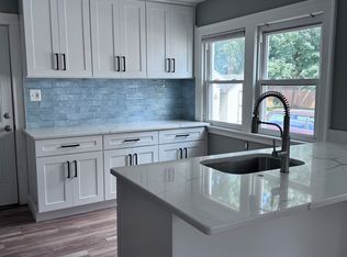 34 Murray St, East Hartford, CT 06108