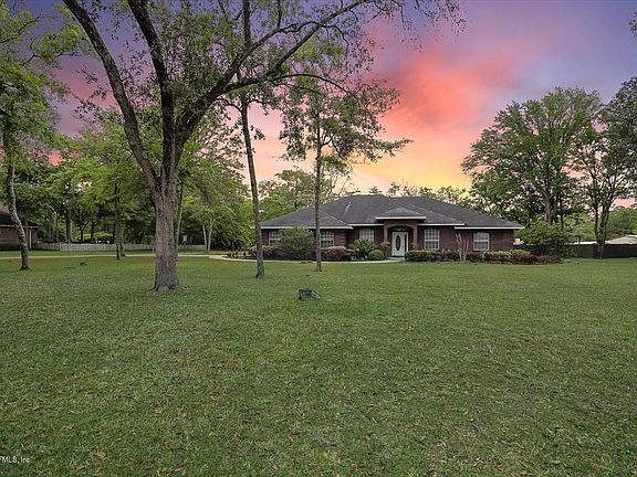 3rd image of 14959 Cape Dr E