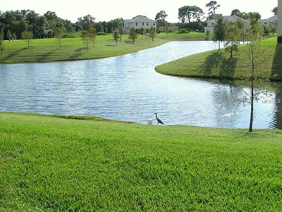 4th image of 285 N Harbor Dr
