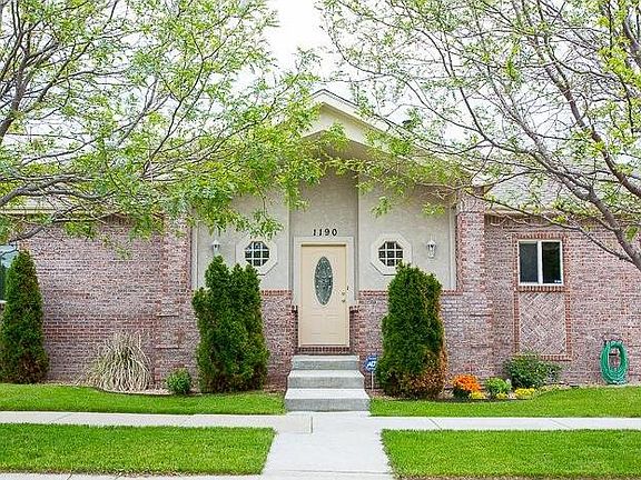 Front Porch and Main Entry