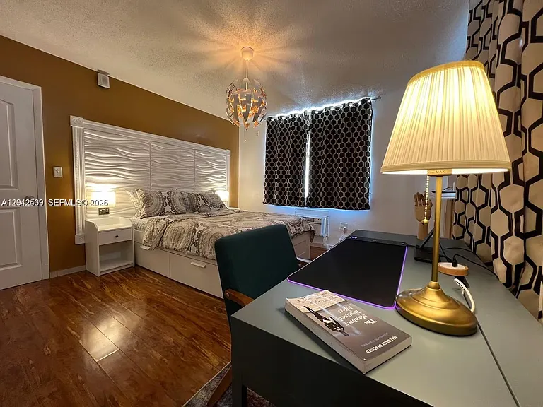 713 Collins Ave #39 — Photo 10