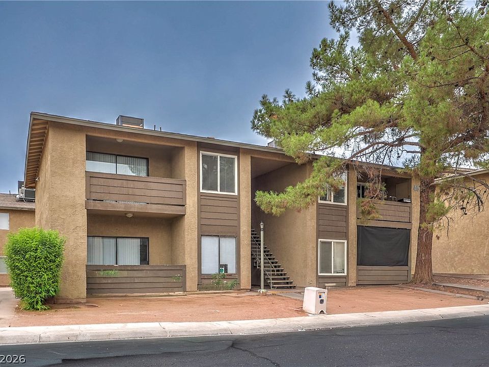 1st image of 4571 Carriage Park Dr APT C