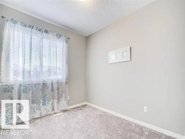 3221 Cherry Cres SW — Photo 17