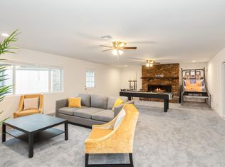 2826 Dayna St, Santa Ana, CA 92705