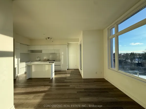 10 Steckley House Ln, Richmond Hill, ON