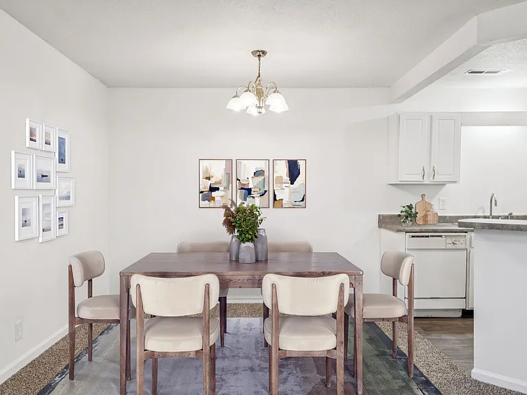 Three Bedroom - 3 Bed / 2 Bath - 1,270 Sq.Ft.