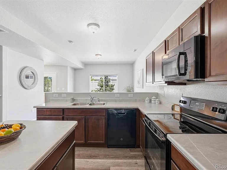 7375 Forest Meadows Ave — Photo 13