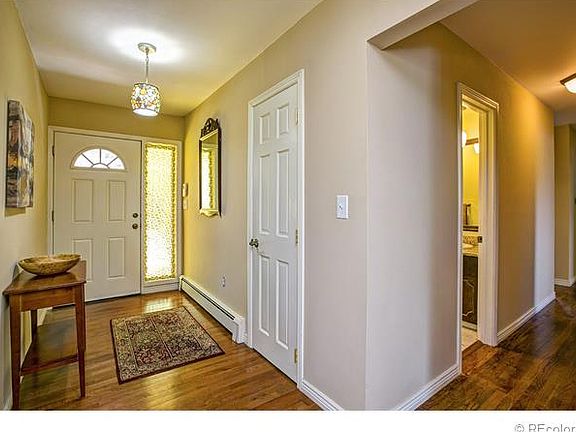 3rd image of 12175 Applewood Knolls Dr