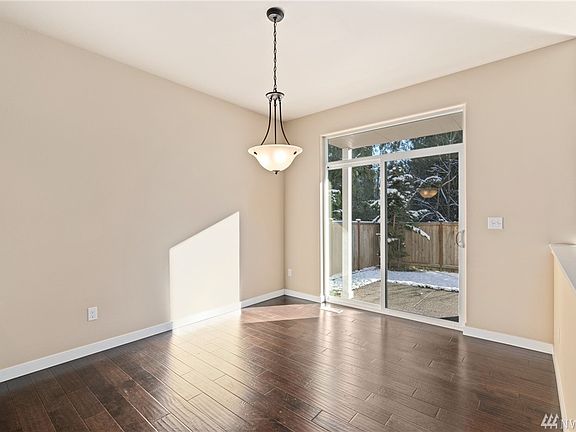 5th image of 7132 Country Village Dr SW