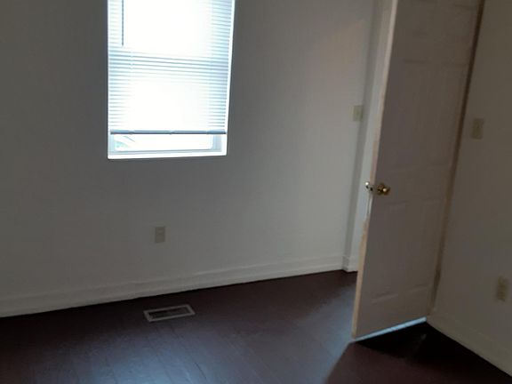 4th image of 4229 Mad Anthony St