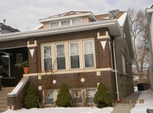 4860 W Cornelia Ave, Chicago, IL 60641
