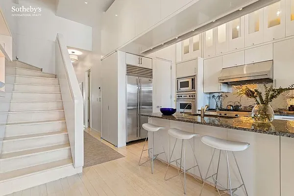 Rented by Sotheby's International Realty | media 24