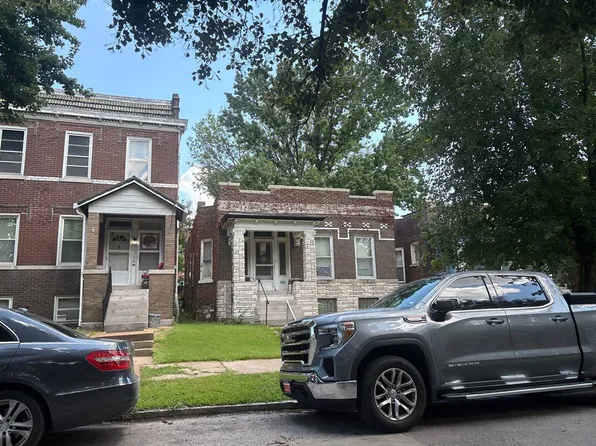 5032 Alaska Ave, Saint Louis, MO 63111
