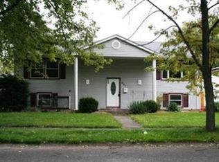 801 N Wheeler St, Griffith, IN 46319