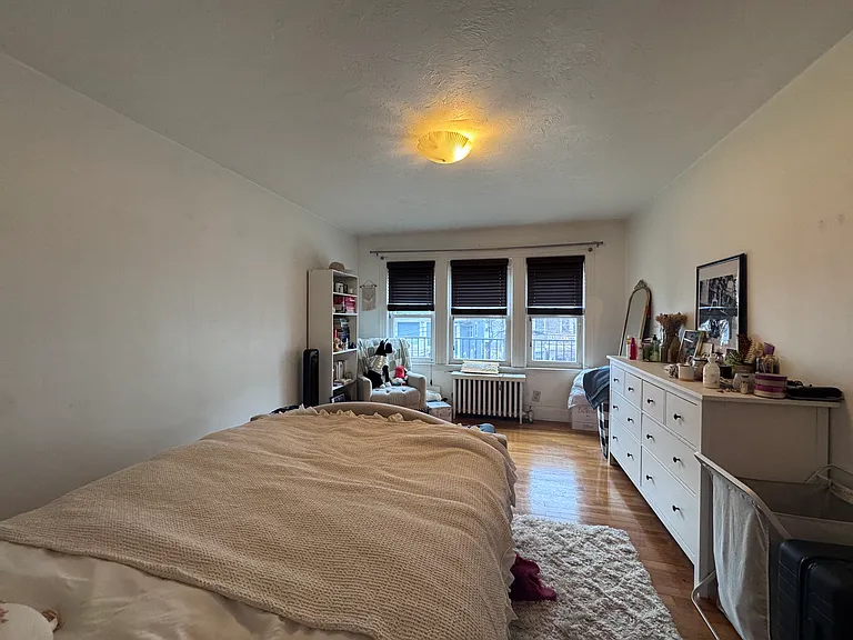 89 Westbourne Ter #1 — Photo 10