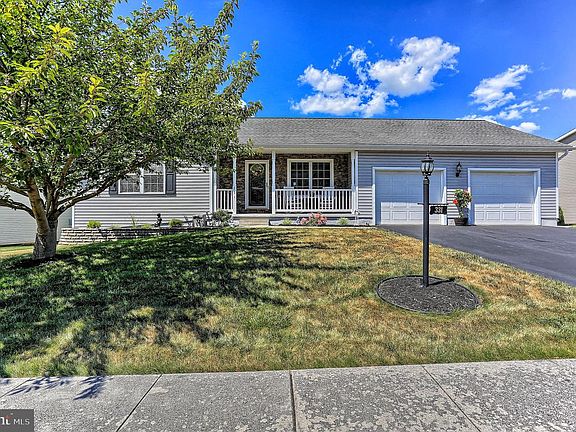2nd image of 331 Matthew Dr