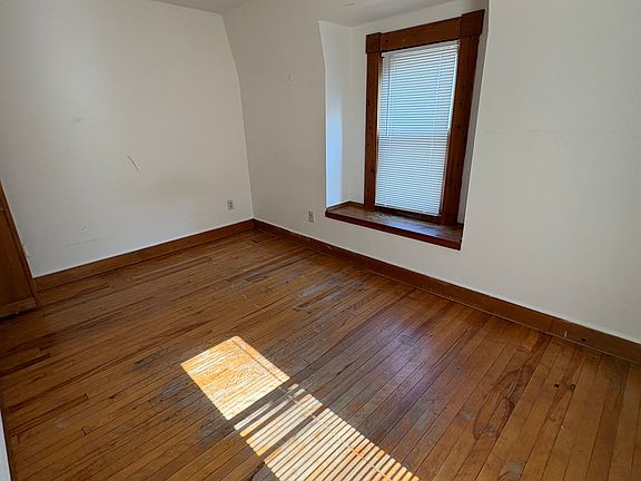 5th image of 16A Grove St #16A