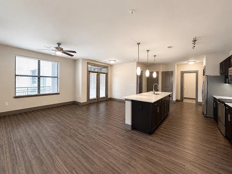 2033 S Gessner Rd #2105 — Photo 2