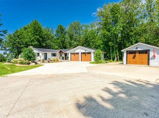 Plympton-Wyoming, Plympton Wyoming, ON N0N 1J6