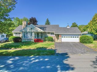 54 Cedar St, East Millinocket, ME 04430