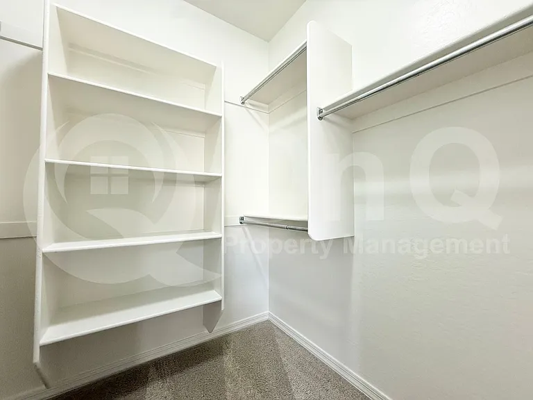 1007 E Buffalo St — Photo 32