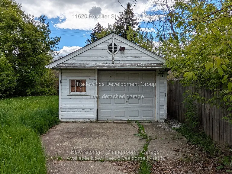 11620 Rossiter St — Photo 12