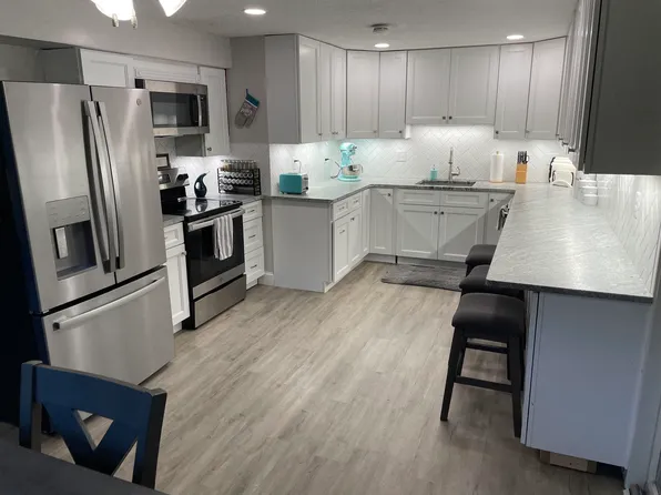 162 Robinson Road #B, Hudson, NH 03051