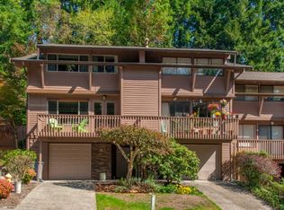 17024 NE 2nd Pl, Bellevue, WA 98008