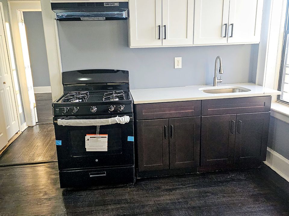 1st image of 1300 S Orange Ave #504
