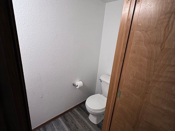 Same powder room (1/2 bath)