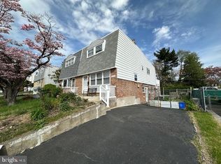 10819 Proctor Rd, Philadelphia, PA 19116