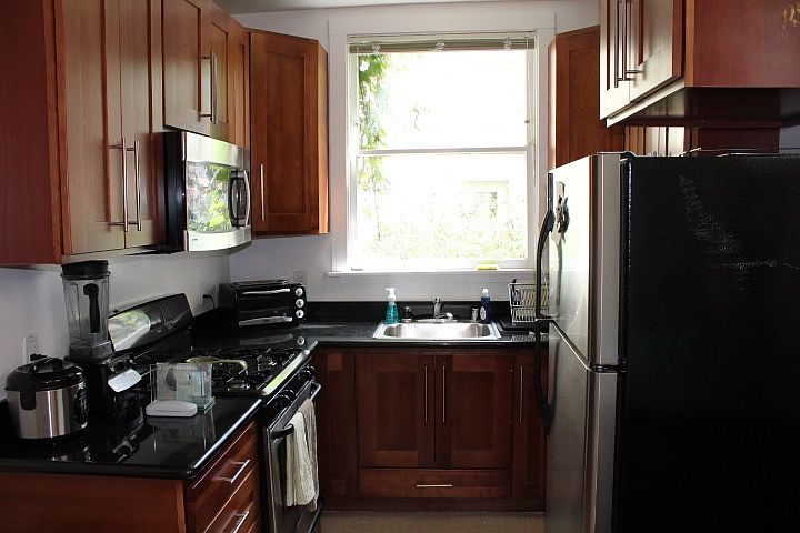 1st image of 2335 Larkin St APT 1