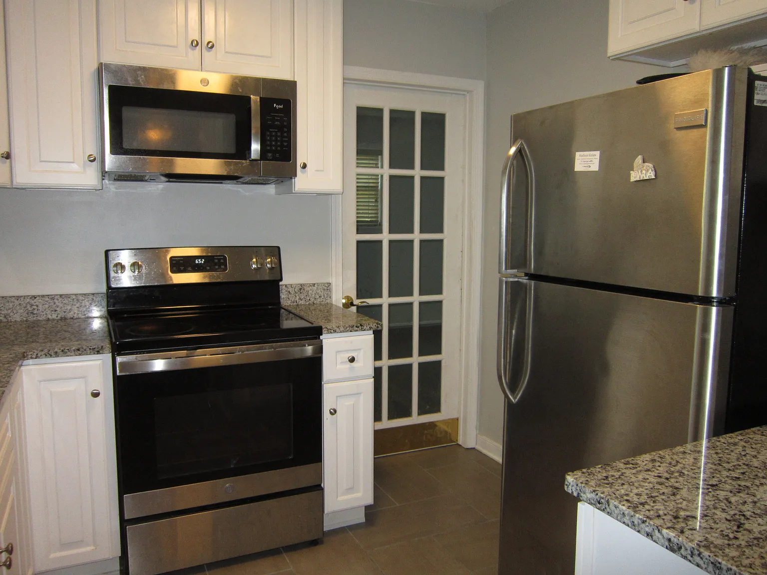 4 bed, 1700 sqft, $2,200 — Photo 3