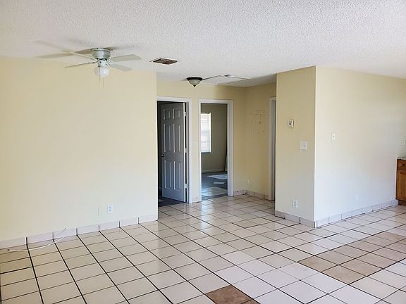3rd image of 224 NW 12th Ct Unit 1