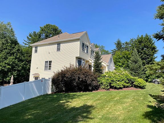 3rd image of 111 Springfield St